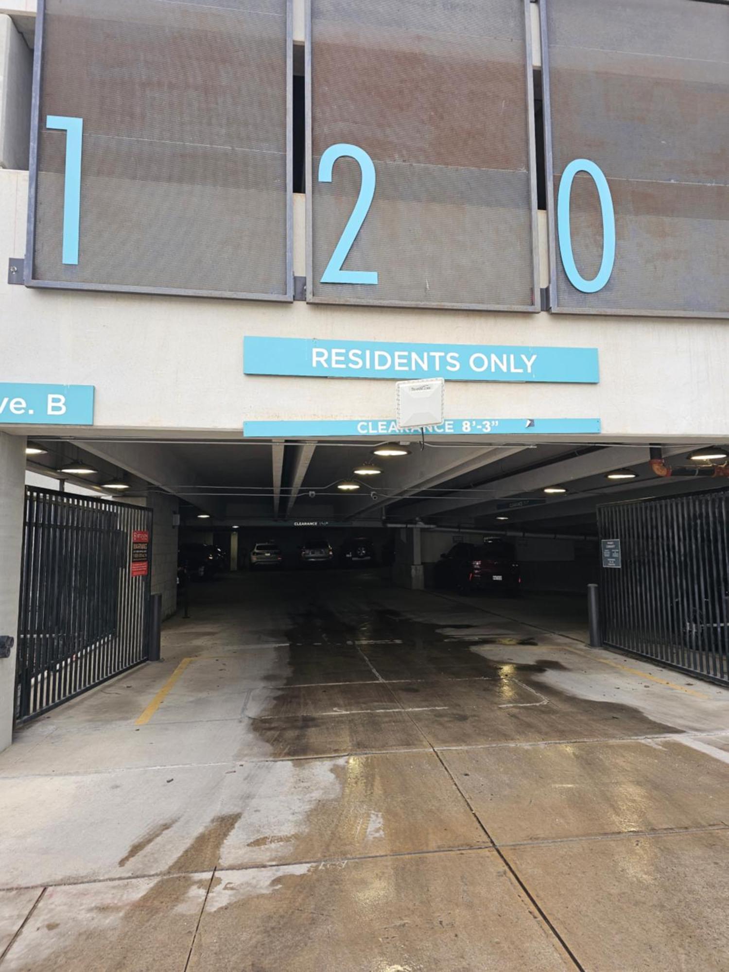 Beautiful Condo On Riverwalk W King Ste Free Parking Pet Friendly Centrally Located On The Riverwalk San Antonio Exterior photo